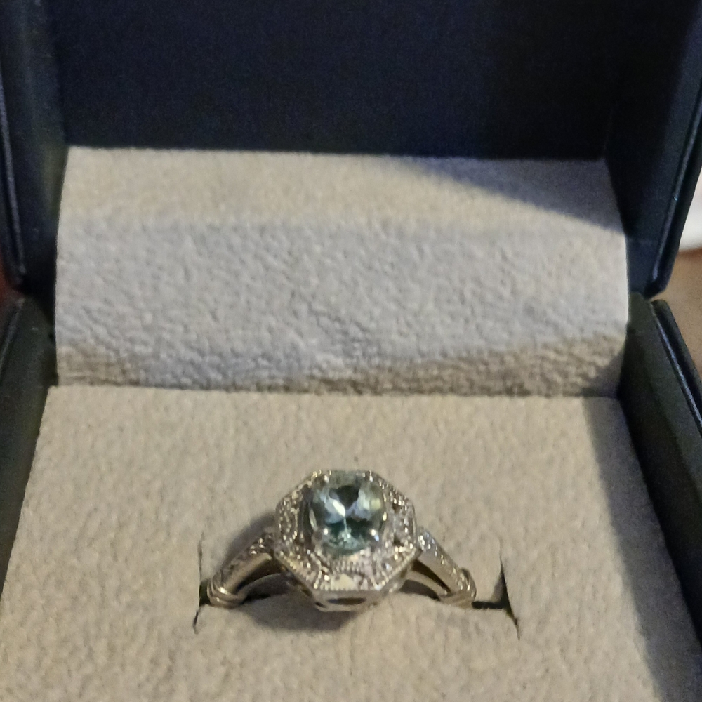 Elegant Silver Gemstone Ring